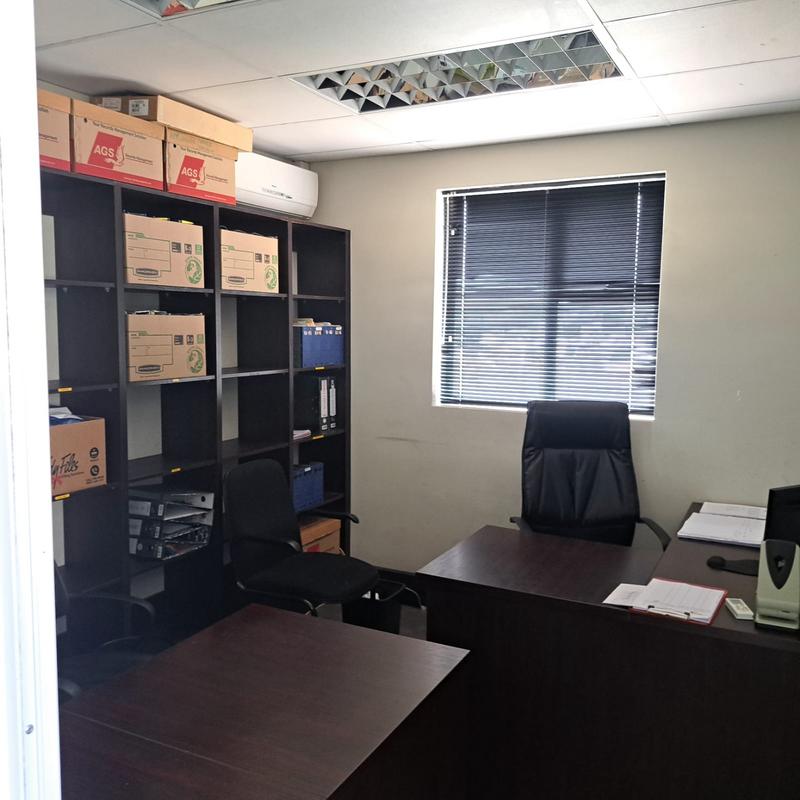 To Let commercial Property for Rent in Neave Industrial Eastern Cape